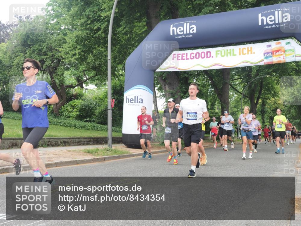 29.06.2025 - hella hamburg halbmarathon KatJ http://msf.ph/oto/8434354 29.06.2025 10:44:22 Zwischen KM18-KM19 1200, 3575, 4632, 5015, 5134, 5391, 5728, 6892, 7159 meine-sportfotos.de