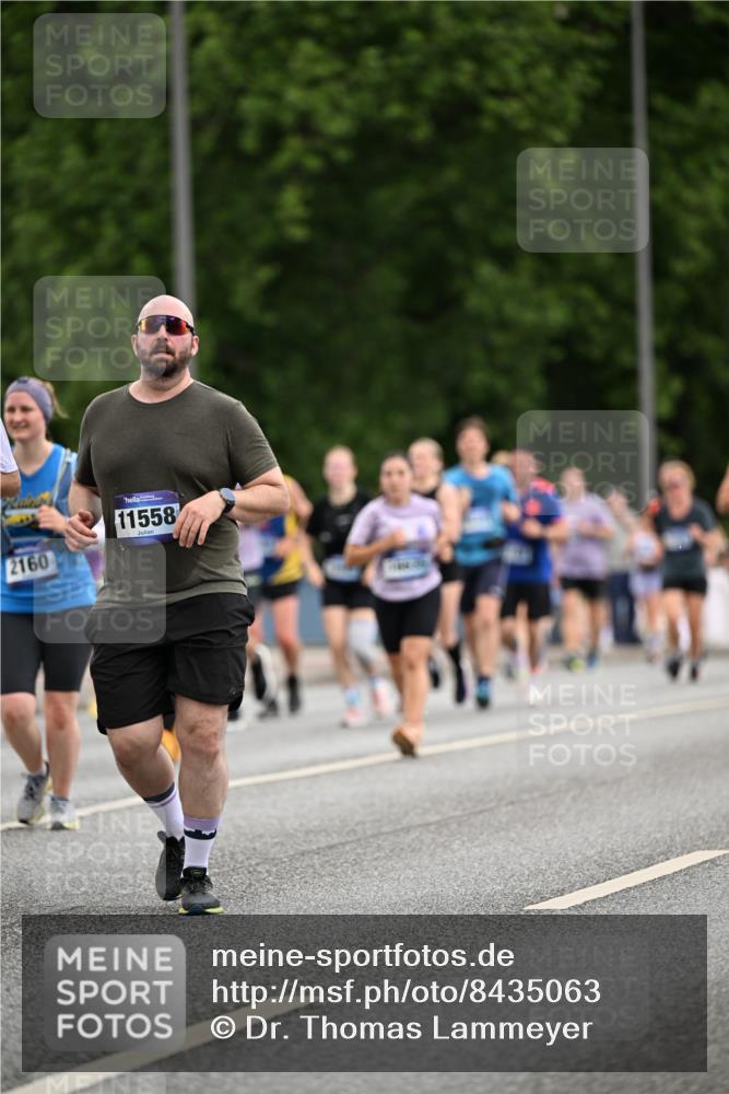 29.06.2025 - hella hamburg halbmarathon Dr. Thomas Lammeyer http://msf.ph/oto/8435063 29.06.2025 10:54:25 Kennedybrücke 1525, 2160, 2927, 3070, 3680, 3701, 3710, 4168, 4589, 5997, 6680, 6694, 6989, 7721, 7722, 7755, 8254, 9261, 9940, 10060, 10704, 11030, 11426 meine-sportfotos.de