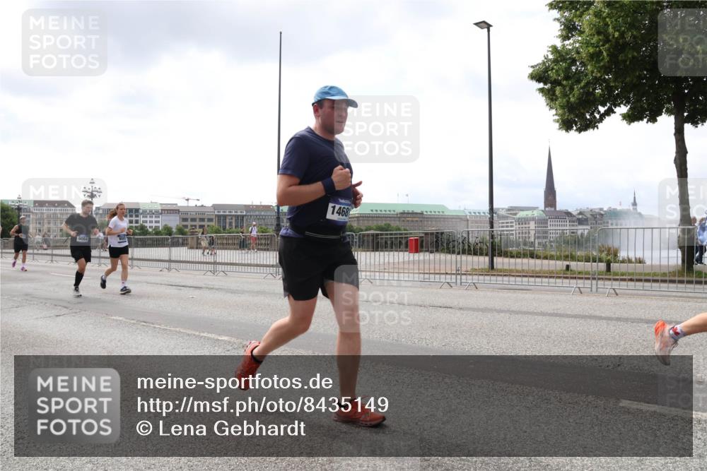 29.06.2025 - hella hamburg halbmarathon Lena Gebhardt http://msf.ph/oto/8435149 29.06.2025 10:44:54 Lombardsbrücke 1468, 1024, 1273, 1629, 1685, 1924, 2007, 2674, 2779, 3506, 3570, 4186, 4215, 4275, 4337, 4968, 5190, 5355, 5649, 6002, 6509, 6841, 6888, 7216, 7699, 7912, 8582, 8594, 8762, 8907, 9036, 9084, 9085, 9331, 9333, 9397, 9536, 10006, 10303, 10304, 10416, 10562, 10566, 10668, 10707, 11272, 12198, 12318, 12332, 12334, 12394, 12409, 13039, 13261, 13262, 13288, 14350, 14681, 14971, 18454, 18459 meine-sportfotos.de