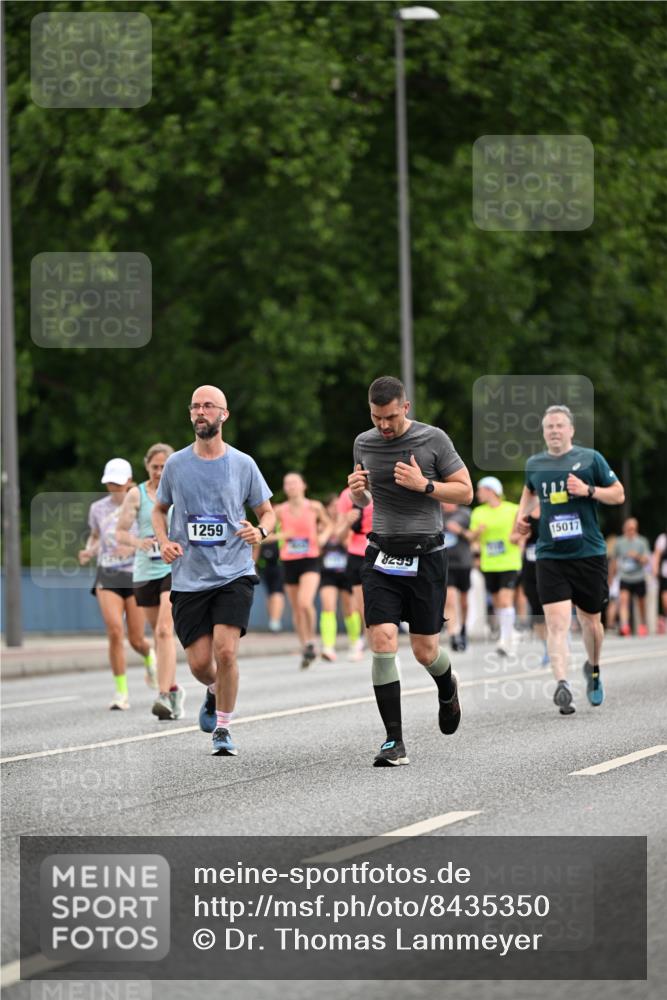 29.06.2025 - hella hamburg halbmarathon Dr. Thomas Lammeyer http://msf.ph/oto/8435350 29.06.2025 10:54:39 Kennedybrücke 1259, 1511, 1625, 2047, 2160, 3680, 3701, 3710, 4168, 4642, 4870, 5119, 5552, 6015, 7721, 7722, 7755, 8299, 9940, 10033, 11426 meine-sportfotos.de