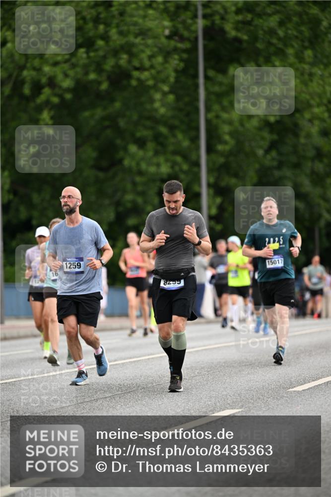 29.06.2025 - hella hamburg halbmarathon Dr. Thomas Lammeyer http://msf.ph/oto/8435363 29.06.2025 10:54:40 Kennedybrücke 1259, 1487, 1511, 1625, 2047, 2160, 3680, 3701, 3710, 4168, 4642, 4870, 5119, 5552, 6015, 7721, 7722, 7755, 8299, 9940, 10033, 11426 meine-sportfotos.de