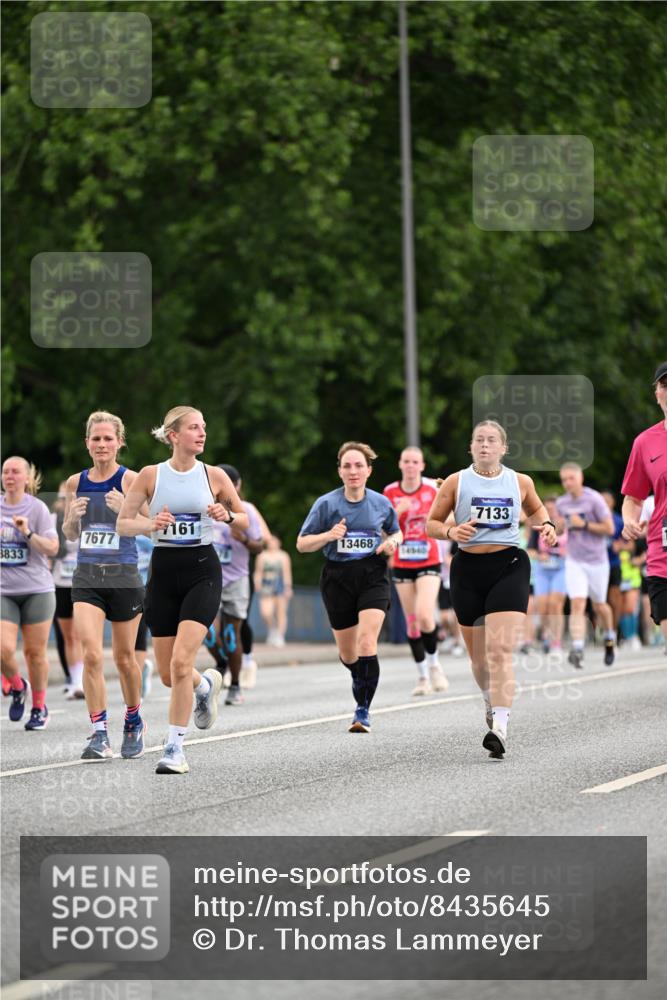 29.06.2025 - hella hamburg halbmarathon Dr. Thomas Lammeyer http://msf.ph/oto/8435645 29.06.2025 10:54:59 Kennedybrücke 1478, 1487, 1511, 1625, 2047, 3647, 4642, 4695, 4870, 6015, 6178, 7133, 7161, 7677, 8833, 8986, 9096, 10437 meine-sportfotos.de