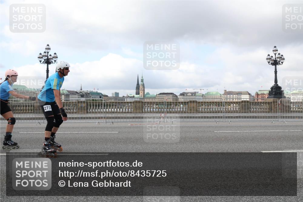 29.06.2025 - hella hamburg halbmarathon Lena Gebhardt http://msf.ph/oto/8435725 29.06.2025 09:01:46 Lombardsbrücke 273 meine-sportfotos.de