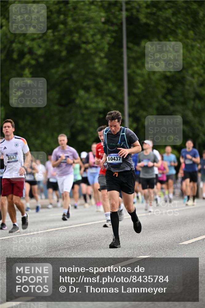 29.06.2025 - hella hamburg halbmarathon Dr. Thomas Lammeyer http://msf.ph/oto/8435784 29.06.2025 10:55:04 Kennedybrücke 1478, 1487, 1511, 2047, 3647, 4642, 4695, 4848, 6178, 7133, 7141, 7161, 7677, 8833, 8986, 9096, 9605, 10437 meine-sportfotos.de