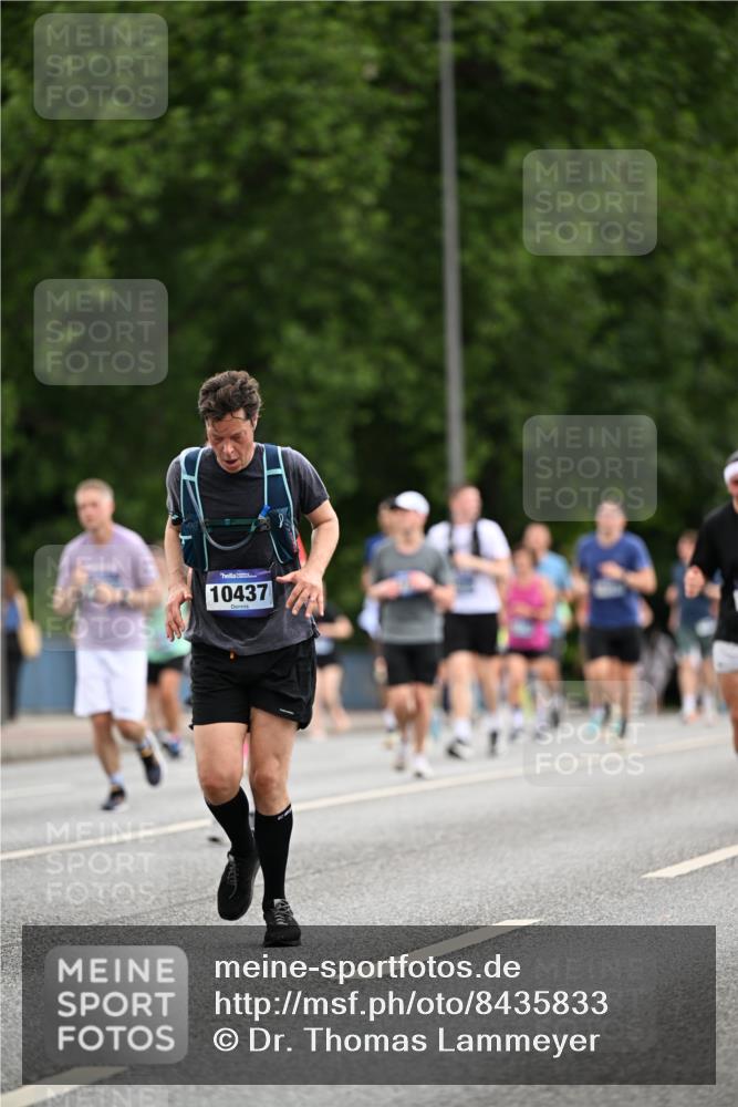 29.06.2025 - hella hamburg halbmarathon Dr. Thomas Lammeyer http://msf.ph/oto/8435833 29.06.2025 10:55:05 Kennedybrücke 1478, 1487, 1511, 2047, 3647, 4642, 4695, 4848, 6178, 7133, 7141, 7161, 7677, 8833, 8986, 9096, 9605, 10437 meine-sportfotos.de