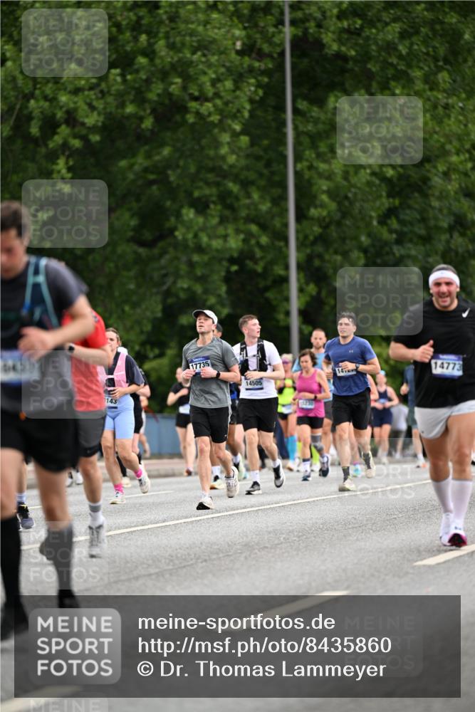 29.06.2025 - hella hamburg halbmarathon Dr. Thomas Lammeyer http://msf.ph/oto/8435860 29.06.2025 10:55:06 Kennedybrücke 1478, 1487, 1511, 2047, 3647, 4695, 4848, 5530, 6178, 7133, 7141, 7161, 7677, 8833, 8986, 9096, 9605, 10437 meine-sportfotos.de