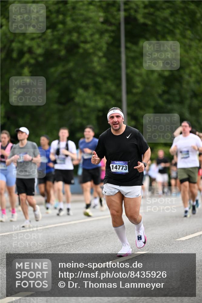 29.06.2025 - hella hamburg halbmarathon Dr. Thomas Lammeyer http://msf.ph/oto/8435926 29.06.2025 10:55:08 Kennedybrücke 1478, 1487, 1511, 2047, 2358, 2859, 3647, 4695, 4848, 5530, 6178, 7133, 7141, 7161, 7677, 8833, 8986, 9096, 9605, 10437 meine-sportfotos.de