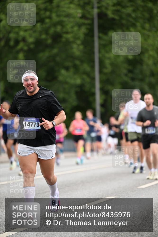 29.06.2025 - hella hamburg halbmarathon Dr. Thomas Lammeyer http://msf.ph/oto/8435976 29.06.2025 10:55:10 Kennedybrücke 1478, 1487, 2358, 2859, 3647, 4695, 4848, 5530, 6178, 7133, 7141, 7161, 7677, 8833, 8986, 9096, 9605, 10437 meine-sportfotos.de