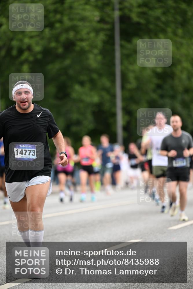 29.06.2025 - hella hamburg halbmarathon Dr. Thomas Lammeyer http://msf.ph/oto/8435988 29.06.2025 10:55:10 Kennedybrücke 1478, 1487, 2358, 2859, 3647, 4695, 4848, 5530, 6178, 7133, 7141, 7161, 7677, 8833, 8986, 9096, 9605, 10437 meine-sportfotos.de