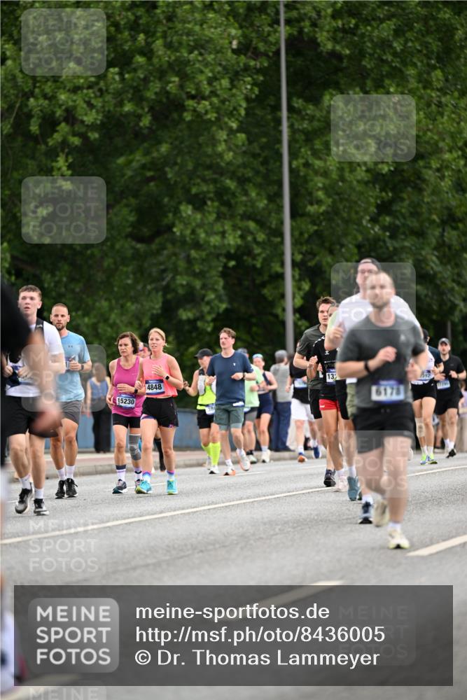 29.06.2025 - hella hamburg halbmarathon Dr. Thomas Lammeyer http://msf.ph/oto/8436005 29.06.2025 10:55:10 Kennedybrücke 1478, 1487, 2358, 2859, 3647, 4695, 4848, 5530, 6178, 7133, 7141, 7161, 7677, 8833, 8986, 9096, 9605, 10437 meine-sportfotos.de