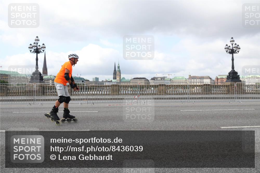29.06.2025 - hella hamburg halbmarathon Lena Gebhardt http://msf.ph/oto/8436039 29.06.2025 09:01:48 Lombardsbrücke 119 meine-sportfotos.de