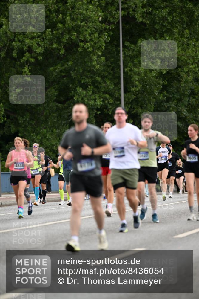29.06.2025 - hella hamburg halbmarathon Dr. Thomas Lammeyer http://msf.ph/oto/8436054 29.06.2025 10:55:12 Kennedybrücke 1478, 2358, 2859, 3647, 4695, 4848, 5530, 6178, 7133, 7141, 7161, 7677, 8833, 8986, 9096, 9605, 10437, 11252 meine-sportfotos.de
