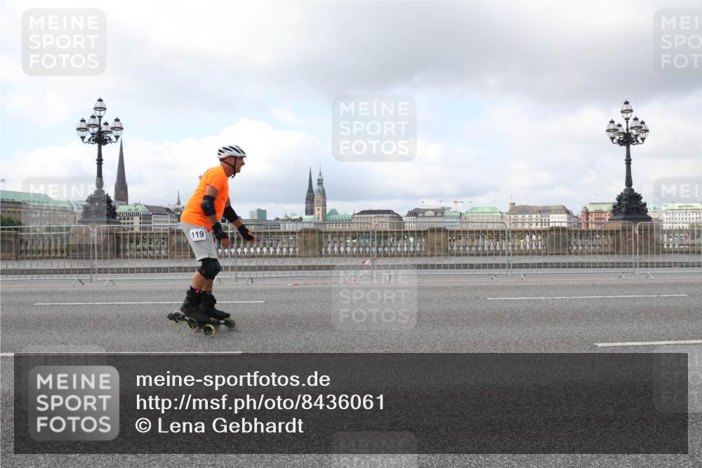 29.06.2025 - hella hamburg halbmarathon Lena Gebhardt http://msf.ph/oto/8436061 29.06.2025 09:01:48 Lombardsbrücke 119 meine-sportfotos.de