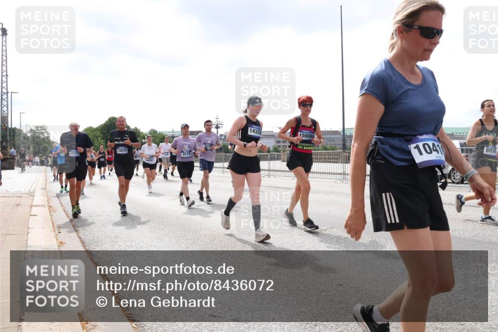 29.06.2025 - hella hamburg halbmarathon Lena Gebhardt http://msf.ph/oto/8436072 29.06.2025 10:45:05 Lombardsbrücke 4275, 13039, 17273, 3570, 07, 1041, 9036, 14325, 15809, 1024, 1273, 1629, 1685, 1798, 1924, 2007, 2674, 2779, 3160, 3164, 3570, 3879, 3993, 4099, 4102, 4186, 4215, 4275, 4337, 4504, 4820, 4851, 4968, 5099, 5108, 5190, 5355, 5636, 5949, 6509, 6763, 6788, 6841, 6888, 6911, 6980, 7699, 7912, 8582, 8594, 8605, 8762, 8907, 9036, 9084, 9085, 9331, 9333, 9397, 10225, 10562, 10566, 10668, 10707, 11272, 11314, 12198, 12318, 12332, 12334, 12394, 13039, 13261, 14681, 18454, 18459 meine-sportfotos.de