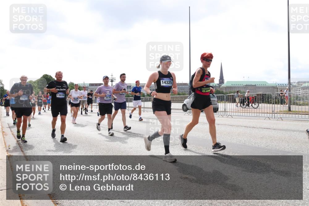 29.06.2025 - hella hamburg halbmarathon Lena Gebhardt http://msf.ph/oto/8436113 29.06.2025 10:45:05 Lombardsbrücke 13039, 17273, 3570, 14325, 1024, 1273, 1629, 1685, 1798, 1924, 2007, 2674, 2779, 3160, 3164, 3570, 3879, 3993, 4099, 4102, 4186, 4215, 4275, 4337, 4504, 4820, 4851, 4968, 5099, 5108, 5190, 5355, 5636, 5949, 6509, 6763, 6788, 6841, 6888, 6911, 6980, 7699, 7912, 8582, 8594, 8605, 8762, 8907, 9036, 9084, 9085, 9331, 9333, 9397, 10225, 10562, 10566, 10668, 10707, 11272, 11314, 12198, 12318, 12332, 12334, 12394, 13039, 13261, 14681, 18454, 18459 meine-sportfotos.de