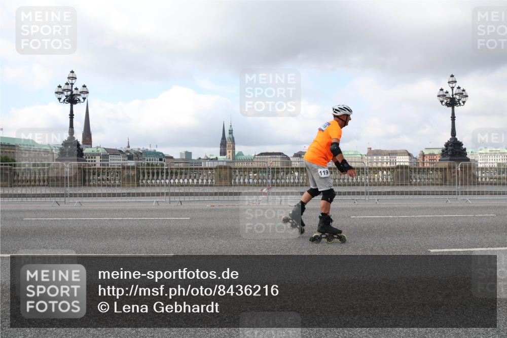 29.06.2025 - hella hamburg halbmarathon Lena Gebhardt http://msf.ph/oto/8436216 29.06.2025 09:01:49 Lombardsbrücke 119 meine-sportfotos.de