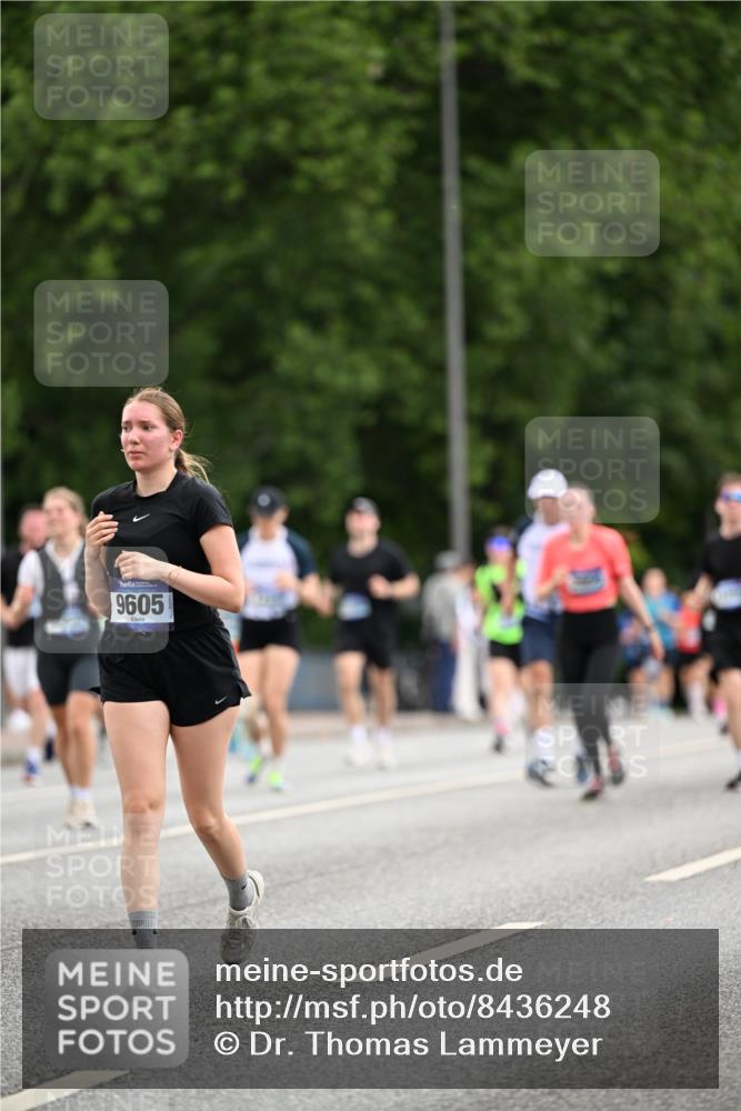 29.06.2025 - hella hamburg halbmarathon Dr. Thomas Lammeyer http://msf.ph/oto/8436248 29.06.2025 10:55:17 Kennedybrücke 1208, 1478, 2358, 2859, 3229, 3647, 4848, 5530, 6178, 7141, 7161, 7677, 8779, 8833, 8986, 9605, 10437, 11252 meine-sportfotos.de
