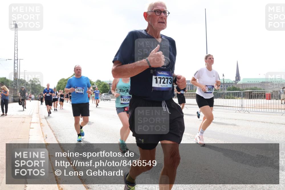 29.06.2025 - hella hamburg halbmarathon Lena Gebhardt http://msf.ph/oto/8436549 29.06.2025 10:45:08 Lombardsbrücke 1629, 18230, 17273, 907, 1024, 1273, 1629, 1685, 1798, 1924, 2007, 2674, 2779, 3160, 3164, 3357, 3377, 3570, 3879, 3993, 4099, 4102, 4186, 4275, 4306, 4337, 4504, 4820, 4851, 5099, 5108, 5190, 5339, 5636, 5949, 6150, 6509, 6763, 6788, 6841, 6888, 6911, 6980, 7530, 7699, 7912, 8582, 8594, 8605, 8762, 8907, 9036, 9084, 9085, 9331, 9333, 10225, 10562, 10566, 10668, 10707, 11272, 11314, 12198, 12318, 12332, 12334, 12394, 13039, 13261, 14681 meine-sportfotos.de