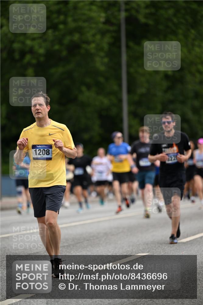 29.06.2025 - hella hamburg halbmarathon Dr. Thomas Lammeyer http://msf.ph/oto/8436696 29.06.2025 10:55:29 Kennedybrücke 1208, 1930, 2358, 2380, 2859, 3229, 4771, 4848, 5530, 7141, 7769, 8779, 9166, 9167, 9605, 9933, 11252 meine-sportfotos.de