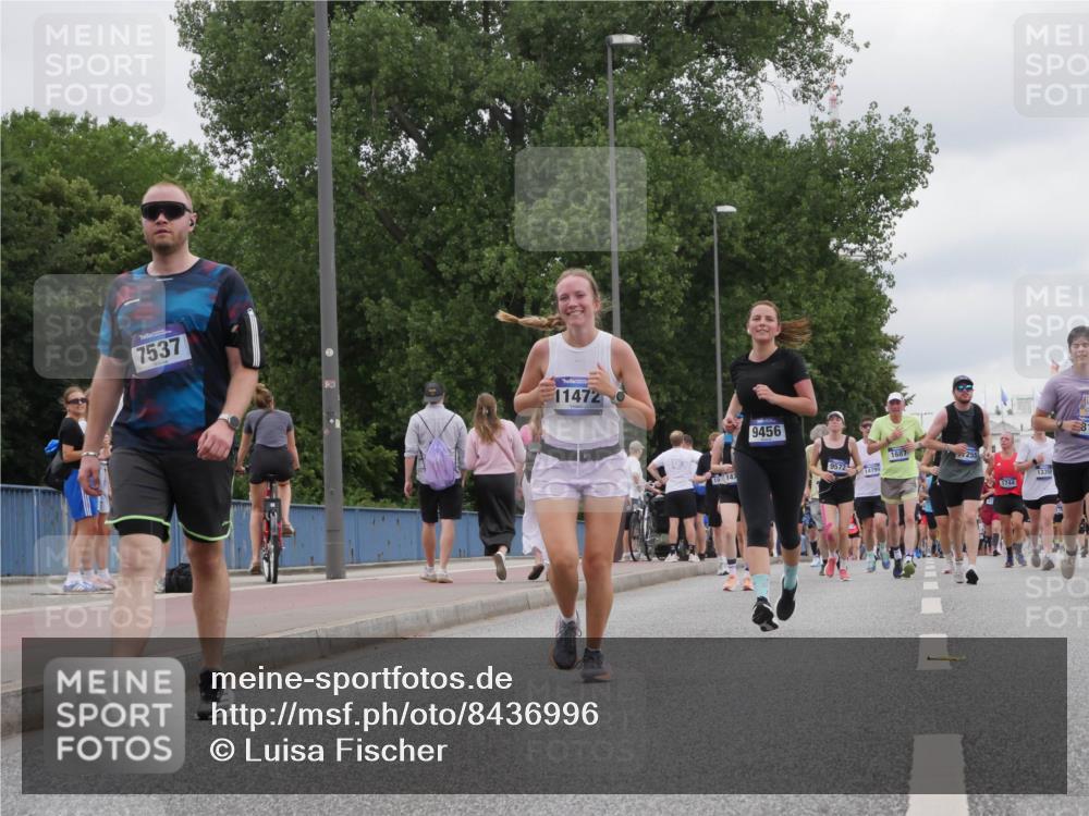 29.06.2025 - hella hamburg halbmarathon Luisa Fischer http://msf.ph/oto/8436996 29.06.2025 10:57:12 Kennedybrücke 7537, 11472, 0, 19, 147, 1, 9456, 9572, 14799, 1687, 1744, 1335, 1017, 1789, 1984, 2079, 2146, 4626, 4801, 5514, 5804, 5817, 5857, 6273, 8189, 8924, 9531 meine-sportfotos.de