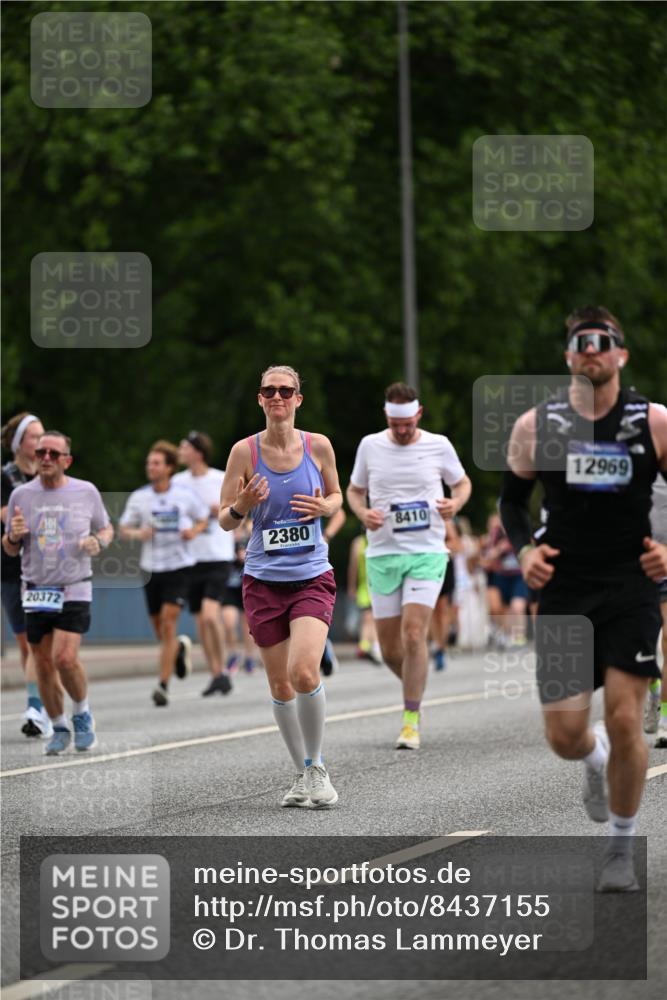 29.06.2025 - hella hamburg halbmarathon Dr. Thomas Lammeyer http://msf.ph/oto/8437155 29.06.2025 10:55:42 Kennedybrücke 1208, 1617, 1930, 2202, 2380, 2484, 2485, 2778, 3229, 3838, 4652, 4771, 5286, 5289, 5357, 6945, 7012, 7769, 7938, 8410, 8779, 9166, 9167, 9933, 10521, 10552, 10636, 11252 meine-sportfotos.de