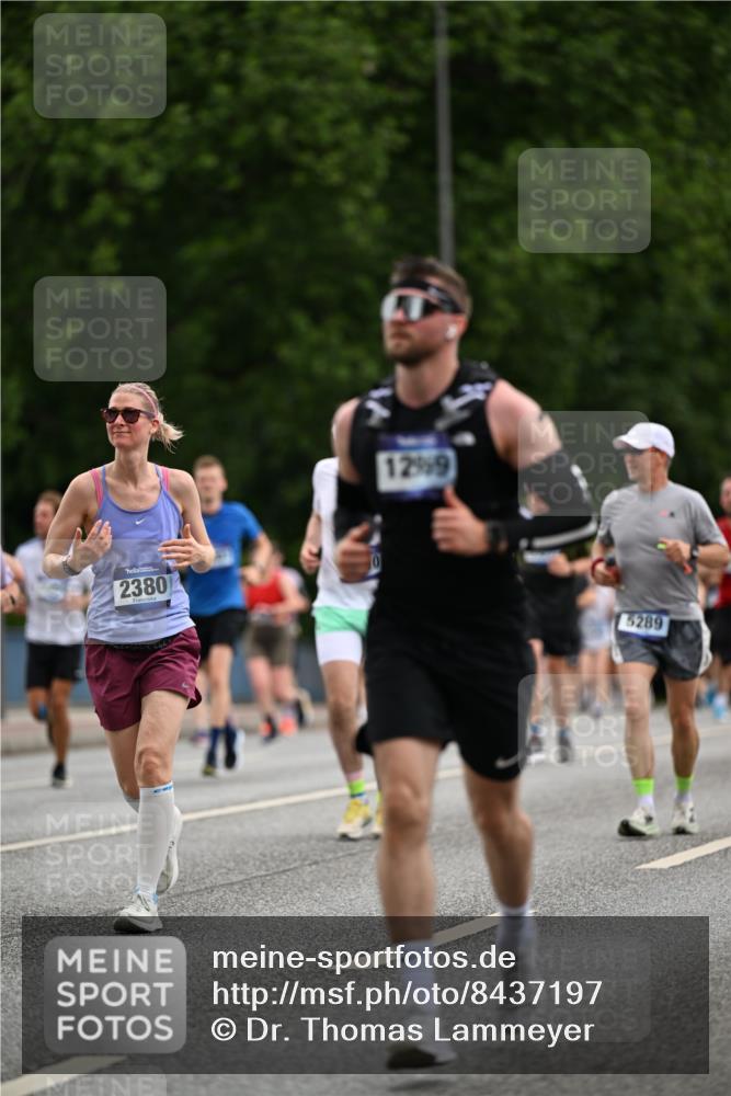 29.06.2025 - hella hamburg halbmarathon Dr. Thomas Lammeyer http://msf.ph/oto/8437197 29.06.2025 10:55:43 Kennedybrücke 1208, 1617, 1930, 2202, 2380, 2484, 2485, 2736, 2778, 3229, 3838, 4652, 4771, 5286, 5289, 5357, 6945, 7012, 7769, 7938, 7992, 8410, 8779, 9166, 9167, 9933, 10521, 10552, 10636 meine-sportfotos.de