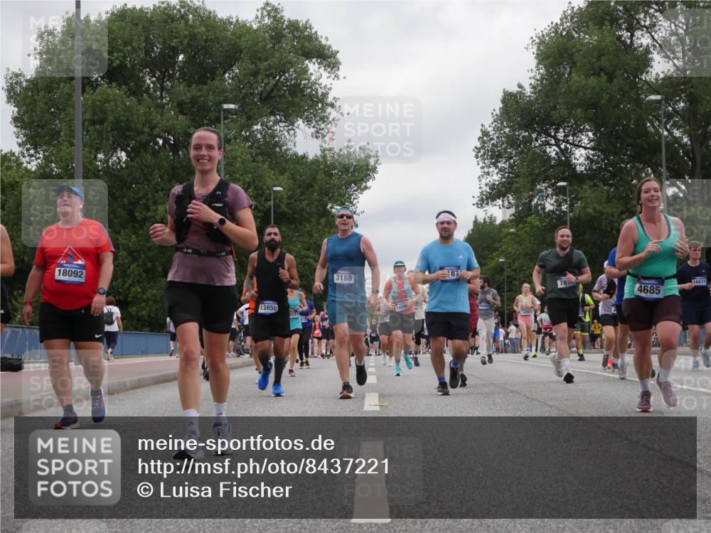 29.06.2025 - hella hamburg halbmarathon Luisa Fischer http://msf.ph/oto/8437221 29.06.2025 10:57:26 Kennedybrücke 18092, 13850, 3188, 1459, 87, 76, 4685, 16628, 1744, 2372, 2761, 3187, 3249, 4323, 4685, 4838, 5993, 6468, 7614, 9138, 9503, 9771, 10207 meine-sportfotos.de