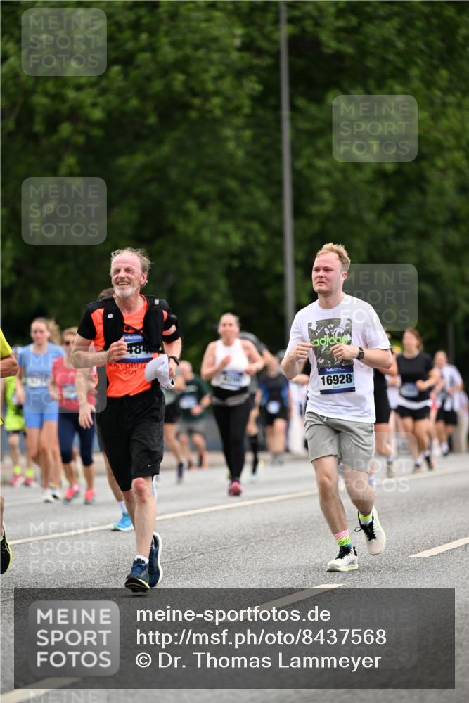 29.06.2025 - hella hamburg halbmarathon Dr. Thomas Lammeyer http://msf.ph/oto/8437568 29.06.2025 10:55:54 Kennedybrücke 1203, 1404, 1617, 1930, 2202, 2380, 2484, 2485, 2736, 2778, 3038, 3838, 4652, 5062, 5286, 5289, 5357, 5716, 6091, 6945, 6954, 7012, 7770, 7771, 7825, 7938, 7992, 8200, 8410, 8621, 9166, 9167, 9933, 10521, 10552, 10614, 10636, 10673 meine-sportfotos.de
