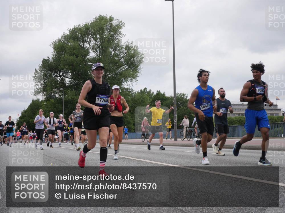 29.06.2025 - hella hamburg halbmarathon Luisa Fischer http://msf.ph/oto/8437570 29.06.2025 10:57:44 Kennedybrücke 9130, 17709, 2600, 18431, 17394, 18093, 2600, 3364, 4039, 4720, 5309, 5856, 5933, 7670, 7946, 7986, 9130 meine-sportfotos.de