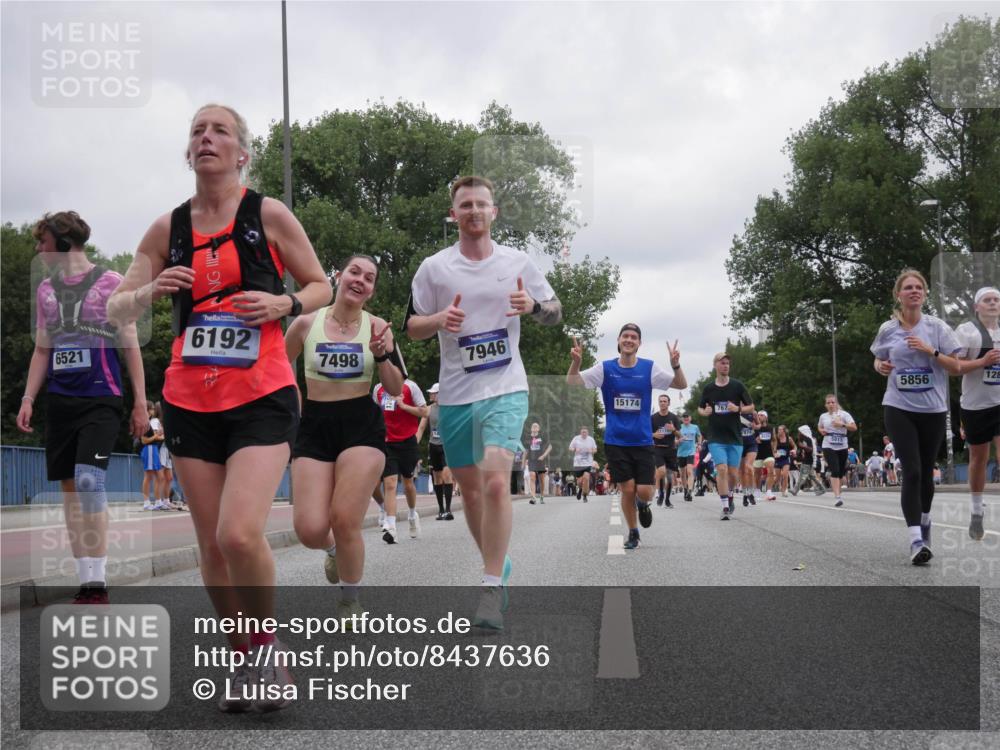 29.06.2025 - hella hamburg halbmarathon Luisa Fischer http://msf.ph/oto/8437636 29.06.2025 10:57:48 Kennedybrücke 6521, 6192, 7498, 7946, 14, 15174, 5815, 5856, 128, 1822, 2600, 3857, 4039, 4720, 5815, 5856, 5933, 7670, 7874, 7946, 7986, 9130 meine-sportfotos.de
