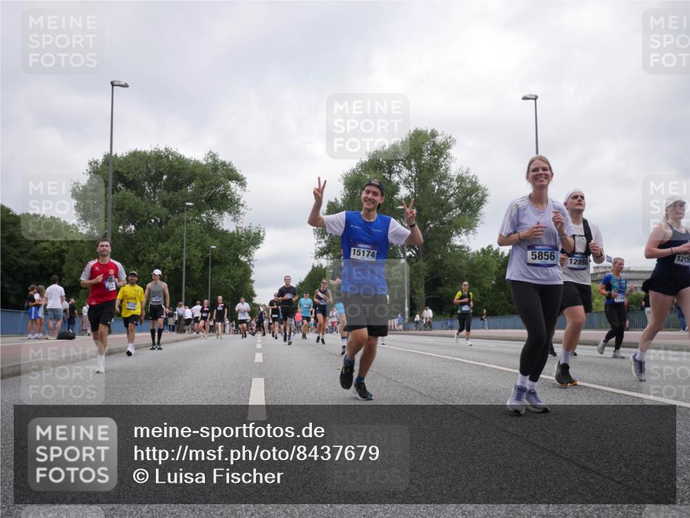 29.06.2025 - hella hamburg halbmarathon Luisa Fischer http://msf.ph/oto/8437679 29.06.2025 10:57:50 Kennedybrücke 6306, 5856, 12898, 15174, 1567, 12930, 1822, 2600, 3857, 4039, 4720, 5815, 5856, 5933, 7670, 7874, 7946, 7986, 9130 meine-sportfotos.de