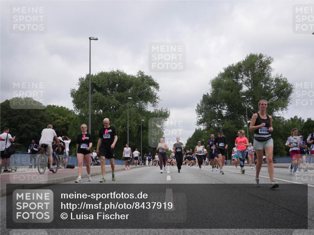29.06.2025 - hella hamburg halbmarathon Luisa Fischer http://msf.ph/oto/8437919 29.06.2025 10:58:04 Kennedybrücke 1, 10043, 9764, 6279, 12283, 6988, 1767, 1779, 5185, 5430, 5500, 6279, 6988, 8801, 8803, 9764, 10331 meine-sportfotos.de