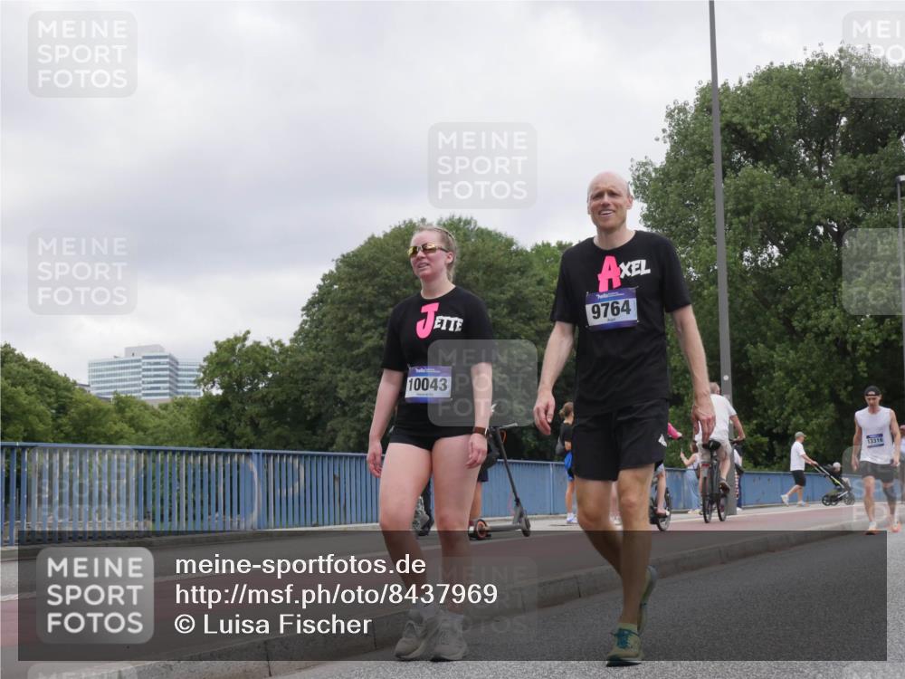29.06.2025 - hella hamburg halbmarathon Luisa Fischer http://msf.ph/oto/8437969 29.06.2025 10:58:07 Kennedybrücke 9764, 10043, 13316, 1767, 5430, 5500, 6279, 6988, 8801, 8803, 9764, 10331 meine-sportfotos.de