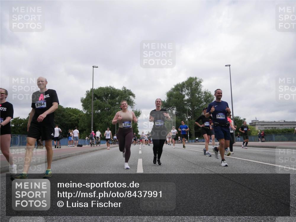 29.06.2025 - hella hamburg halbmarathon Luisa Fischer http://msf.ph/oto/8437991 29.06.2025 10:58:08 Kennedybrücke 9764, 5216, 6279, 12283, 14752, 1767, 5430, 5500, 6279, 6988, 8801, 8803, 10331 meine-sportfotos.de