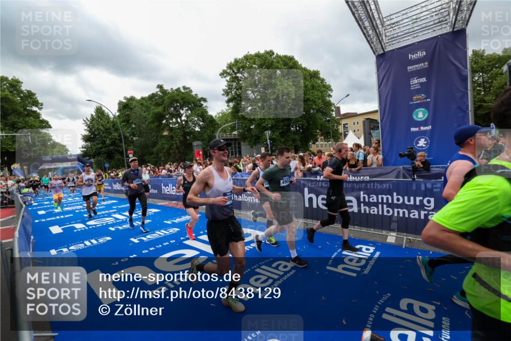 29.06.2025 - hella hamburg halbmarathon Zöllner http://msf.ph/oto/8438129 29.06.2025 10:55:19 Ziel 1549, 1628, 2119, 4903, 5643, 6723, 6891, 8973, 10188, 10263, 10582, 11184, 12526, 13470, 14834, 15854, 16521, 18031, 18290, 18380, 18531, 18966 meine-sportfotos.de