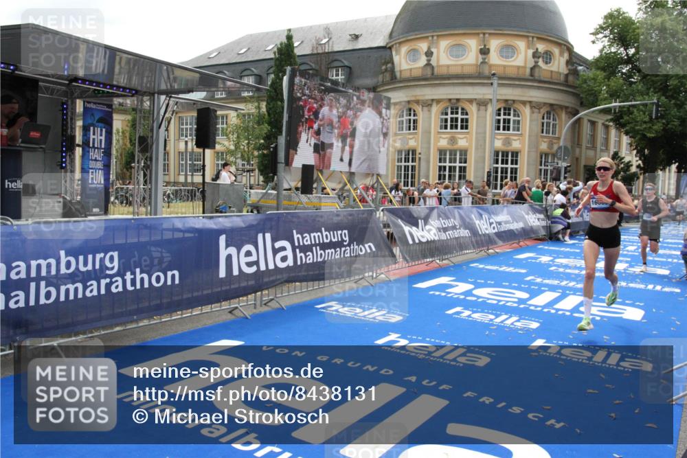 29.06.2025 - hella hamburg halbmarathon Michael Strokosch http://msf.ph/oto/8438131 29.06.2025 10:22:07 Ziel 13751, 16068, 17886, 18693 meine-sportfotos.de