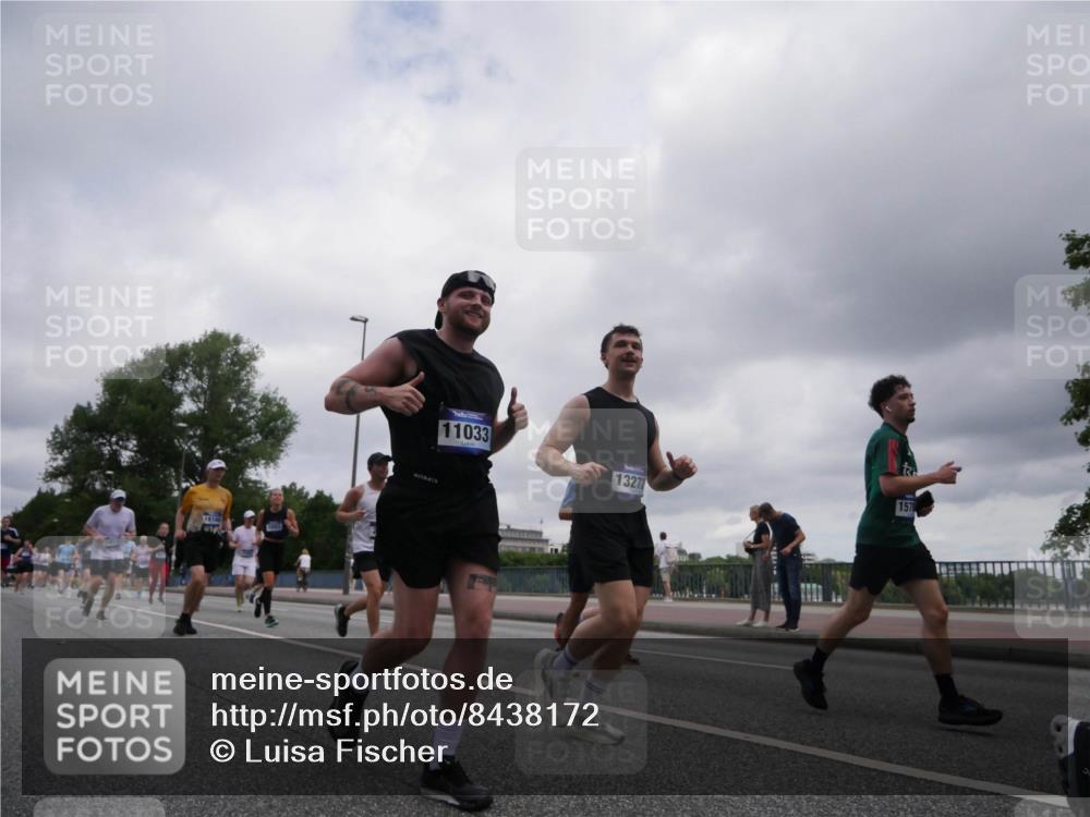 29.06.2025 - hella hamburg halbmarathon Luisa Fischer http://msf.ph/oto/8438172 29.06.2025 10:58:18 Kennedybrücke 1816, 5802, 11033, 13272, 157, 1198, 2566, 4971, 5882, 6982, 9596 meine-sportfotos.de