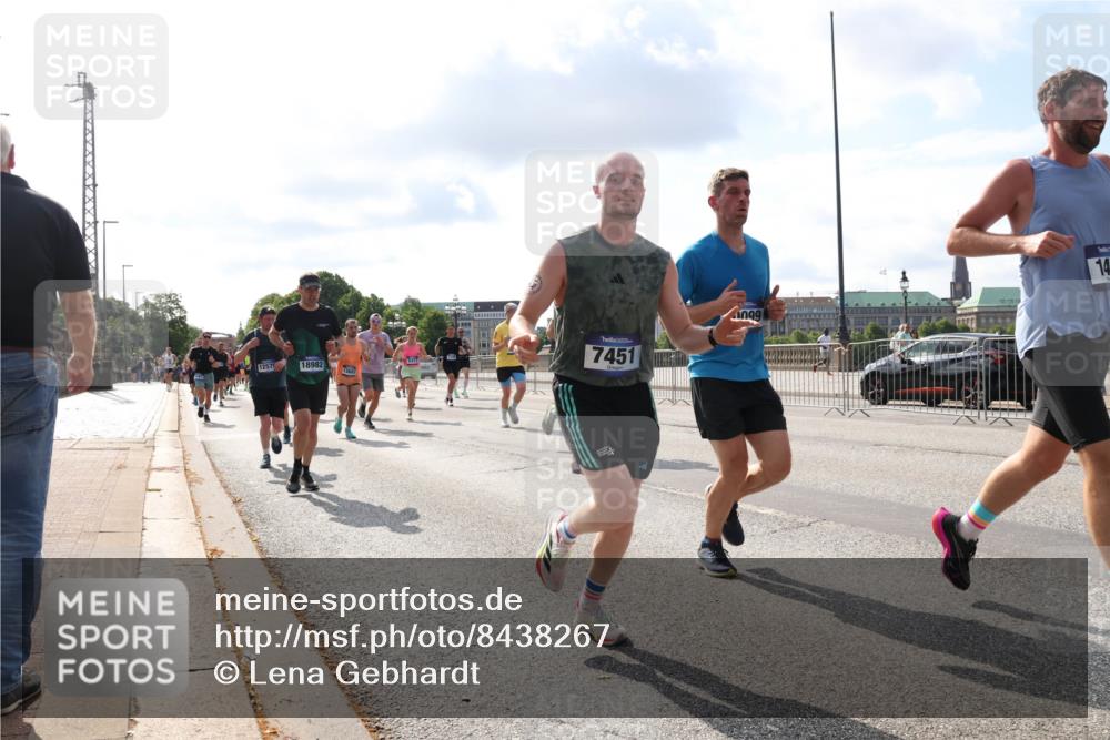 29.06.2025 - hella hamburg halbmarathon Lena Gebhardt http://msf.ph/oto/8438267 29.06.2025 09:52:39 Lombardsbrücke 12577, 18982, 7451, 14, 1070, 1139, 1163, 1169, 1176, 1220, 1415, 1468, 1512, 1604, 1613, 1631, 1782, 2189, 2233, 2788, 3098, 3109, 3124, 3305, 3618, 3852, 4080, 4277, 4497, 4565, 4691, 4871, 4915, 4933, 5007, 5011, 5476, 5477, 5682, 6373, 6550, 6711, 7067, 7191, 7325, 7432, 7451, 7599, 7843, 7865, 7961, 8467, 8852, 9348, 9444, 9547, 10493, 10741, 10796, 11062, 11495, 11679, 11779, 12046, 12772, 13403, 13614, 13728, 14257 meine-sportfotos.de