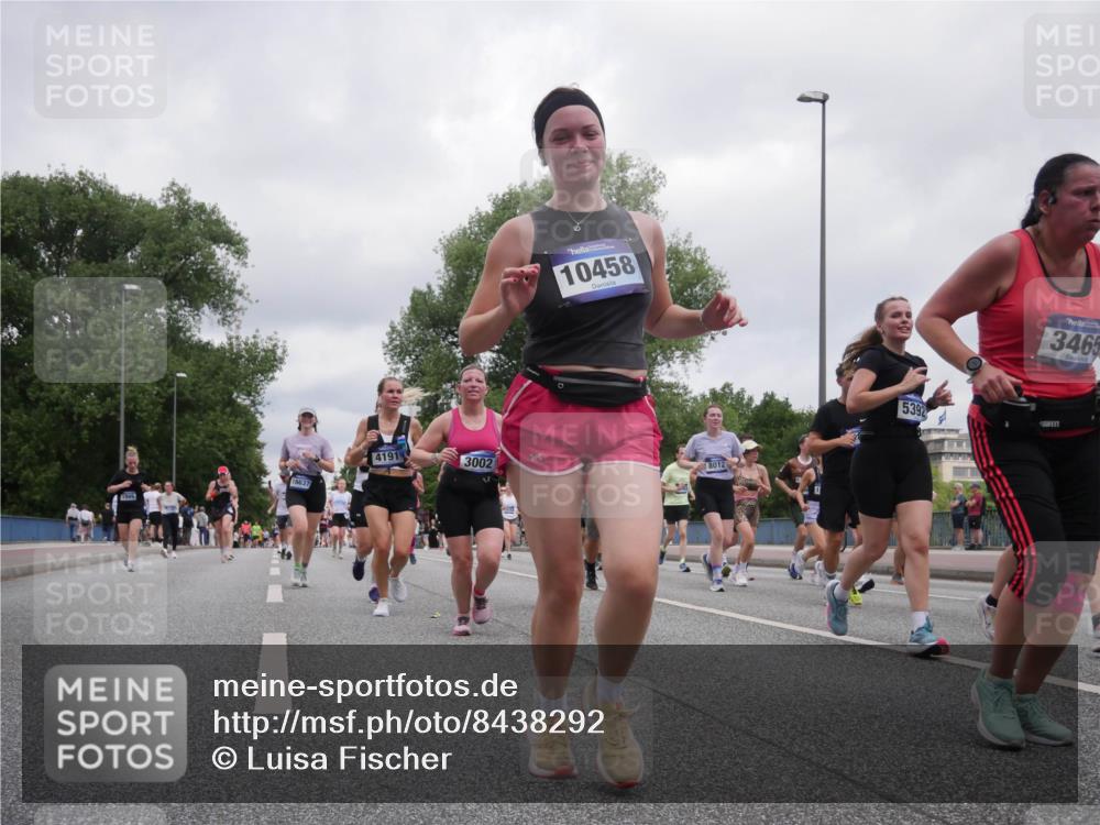 29.06.2025 - hella hamburg halbmarathon Luisa Fischer http://msf.ph/oto/8438292 29.06.2025 10:58:30 Kennedybrücke 1949, 16637, 4191, 3002, 10458, 8012, 3465, 5392, 1198, 1263, 2090, 2452, 2632, 3002, 3157, 3274, 3465, 3467, 3761, 3795, 4191, 4192, 5392, 5727, 6839, 7238, 8012, 8186, 8403, 10686 meine-sportfotos.de