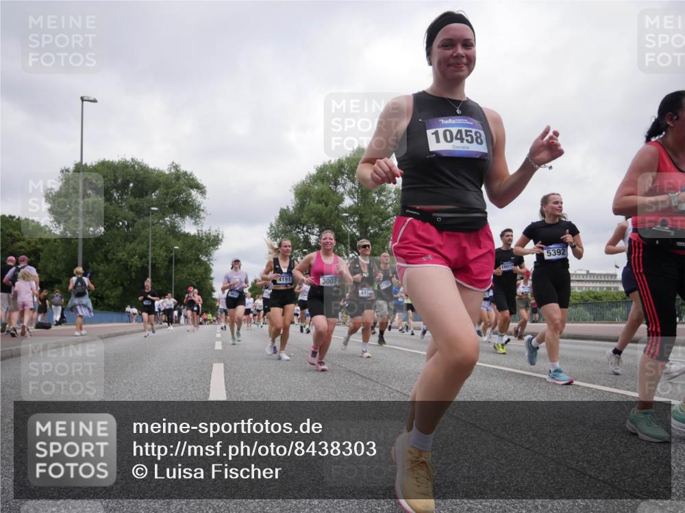29.06.2025 - hella hamburg halbmarathon Luisa Fischer http://msf.ph/oto/8438303 29.06.2025 10:58:30 Kennedybrücke 4191, 3002, 10458, 4192, 11788, 16019, 5392, 1198, 1263, 2090, 2452, 2632, 3002, 3157, 3274, 3465, 3467, 3761, 3795, 4191, 4192, 5392, 5727, 6839, 7238, 8012, 8186, 8403, 10686 meine-sportfotos.de