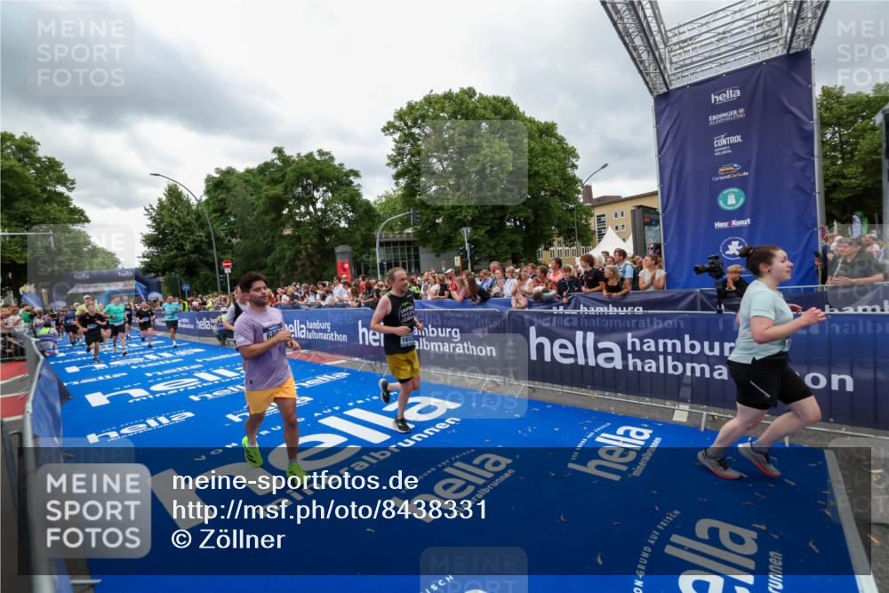29.06.2025 - hella hamburg halbmarathon Zöllner http://msf.ph/oto/8438331 29.06.2025 10:55:22 Ziel 4189, 5287, 5643, 6723, 6891, 8487, 8973, 10188, 10263, 11184, 12526, 13236, 13470, 16521, 16985, 18290, 18380, 18531 meine-sportfotos.de