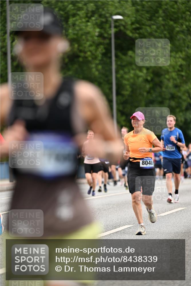 29.06.2025 - hella hamburg halbmarathon Dr. Thomas Lammeyer http://msf.ph/oto/8438339 29.06.2025 10:56:12 Kennedybrücke 1203, 1404, 1418, 1997, 2736, 2778, 3038, 3934, 4878, 5062, 5394, 5534, 5716, 6091, 6456, 6954, 7770, 7771, 7825, 7841, 7992, 8040, 8200, 8621, 9460, 9462, 9582, 9583, 9590, 10614, 10673, 10830, 11126, 11127 meine-sportfotos.de