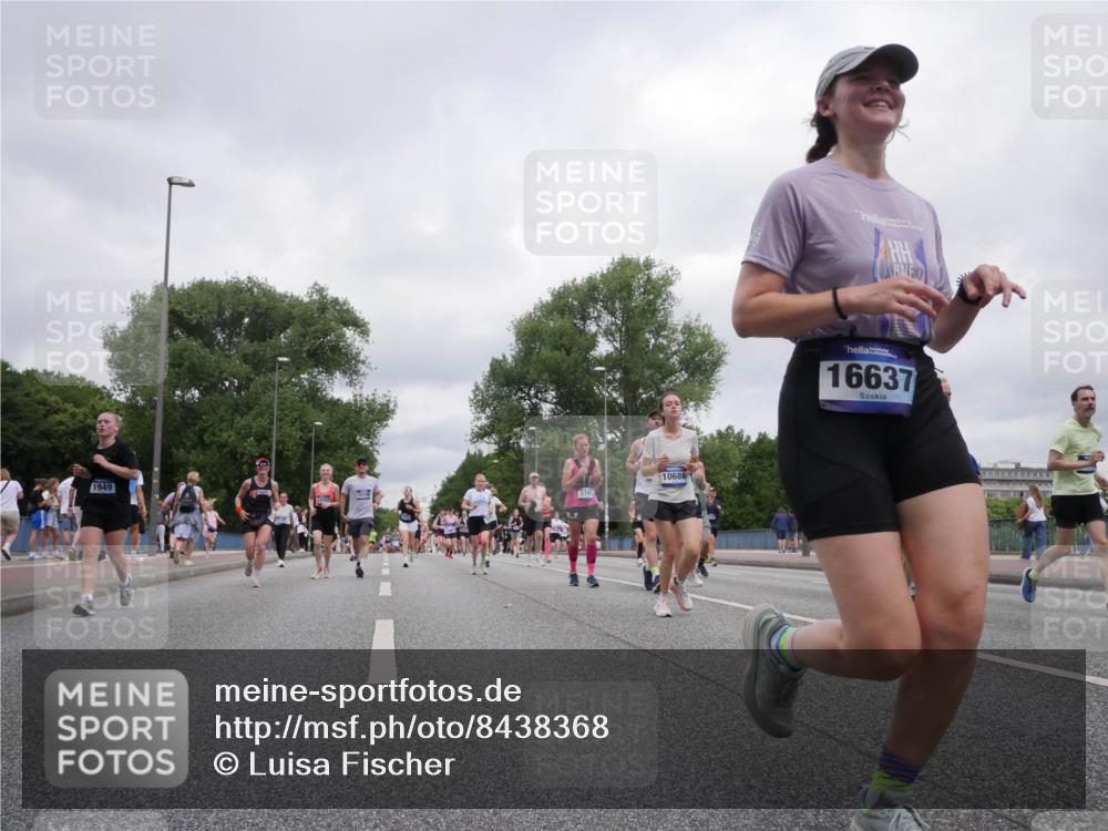 29.06.2025 - hella hamburg halbmarathon Luisa Fischer http://msf.ph/oto/8438368 29.06.2025 10:58:33 Kennedybrücke 1949, 3795, 10686, 16637, 1263, 1917, 2090, 2452, 2632, 3002, 3157, 3274, 3465, 3467, 3761, 3795, 4191, 4192, 5727, 6023, 6839, 7238, 8012, 8186, 8403, 10686 meine-sportfotos.de