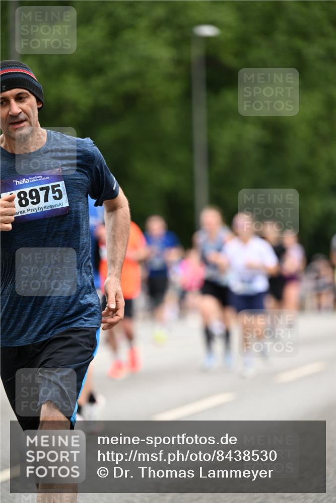 29.06.2025 - hella hamburg halbmarathon Dr. Thomas Lammeyer http://msf.ph/oto/8438530 29.06.2025 10:56:17 Kennedybrücke 1203, 1404, 1418, 1997, 3038, 3934, 4087, 4878, 5062, 5394, 5534, 6456, 6954, 6961, 7691, 7770, 7771, 7825, 7841, 8040, 8200, 9220, 9460, 9462, 9582, 9583, 9590, 9594, 9673, 10614, 10830, 11126, 11127 meine-sportfotos.de