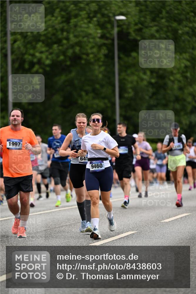 29.06.2025 - hella hamburg halbmarathon Dr. Thomas Lammeyer http://msf.ph/oto/8438603 29.06.2025 10:56:19 Kennedybrücke 1203, 1404, 1418, 1997, 3038, 3934, 4087, 4878, 5062, 5291, 5394, 5534, 6456, 6885, 6954, 6961, 7691, 7770, 7771, 7825, 7841, 8040, 8200, 9220, 9460, 9462, 9582, 9583, 9590, 9594, 9673, 10830, 11126, 11127 meine-sportfotos.de