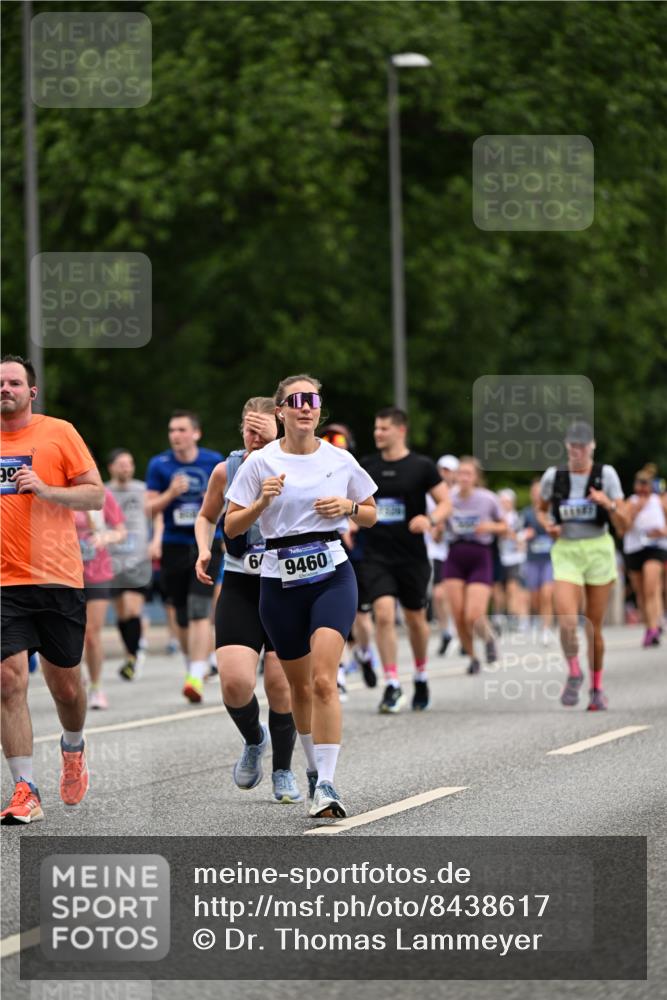 29.06.2025 - hella hamburg halbmarathon Dr. Thomas Lammeyer http://msf.ph/oto/8438617 29.06.2025 10:56:19 Kennedybrücke 1203, 1404, 1418, 1997, 3038, 3934, 4087, 4878, 5062, 5291, 5394, 5534, 6456, 6885, 6954, 6961, 7691, 7770, 7771, 7825, 7841, 8040, 8200, 9220, 9460, 9462, 9582, 9583, 9590, 9594, 9673, 10830, 11126, 11127 meine-sportfotos.de