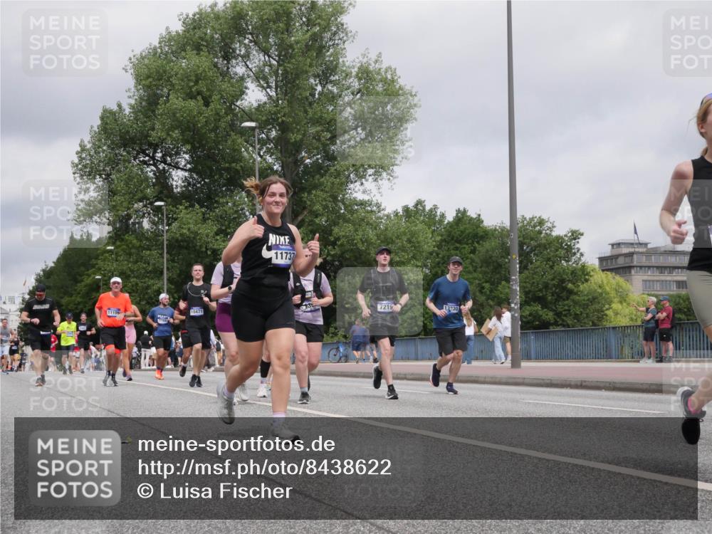 29.06.2025 - hella hamburg halbmarathon Luisa Fischer http://msf.ph/oto/8438622 29.06.2025 10:58:43 Kennedybrücke 11109, 7766, 10471, 11737, 7215, 13230, 1013, 1917, 2084, 3274, 5483, 6023, 7219, 7766, 8110, 8186, 8519, 8626, 10471 meine-sportfotos.de