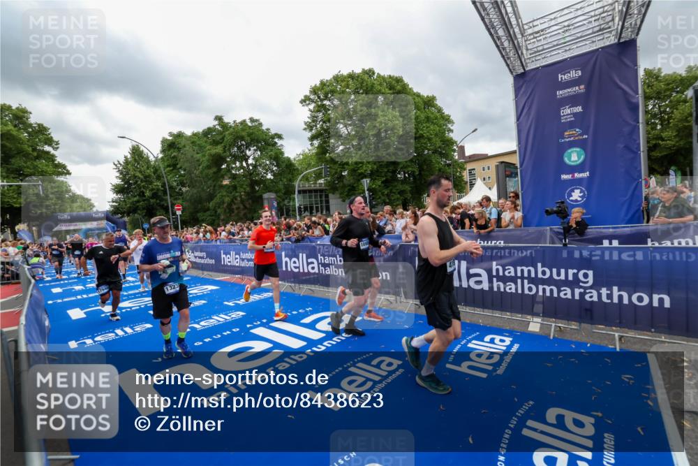 29.06.2025 - hella hamburg halbmarathon Zöllner http://msf.ph/oto/8438623 29.06.2025 10:55:29 Ziel 1130, 2252, 2771, 4189, 4951, 5287, 5319, 6591, 6938, 8487, 13234, 13236, 16213, 16334, 16609, 16985, 17603, 17940 meine-sportfotos.de