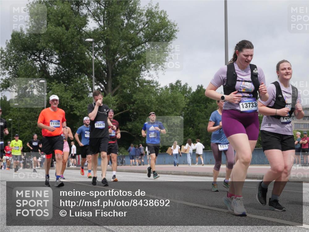 29.06.2025 - hella hamburg halbmarathon Luisa Fischer http://msf.ph/oto/8438692 29.06.2025 10:58:46 Kennedybrücke 11109, 776, 10471, 8110, 1013, 13733, 1013, 2084, 5483, 5487, 6944, 7219, 7766, 8110, 8519, 8626, 10471 meine-sportfotos.de