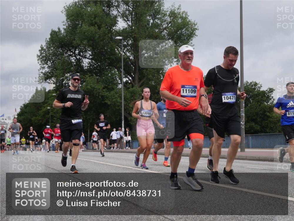 29.06.2025 - hella hamburg halbmarathon Luisa Fischer http://msf.ph/oto/8438731 29.06.2025 10:58:48 Kennedybrücke 5487, 13098, 7, 11109, 10471, 811, 1013, 2084, 3577, 5483, 5487, 6944, 7219, 7766, 8110, 8519, 10471 meine-sportfotos.de